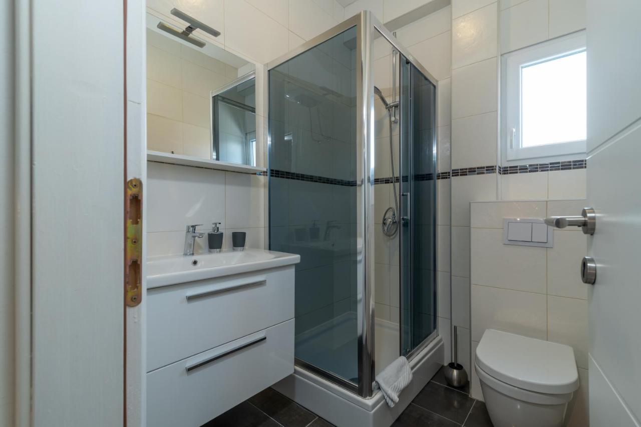 Apartments Orlic โตรกีร์ ภายนอก รูปภาพ