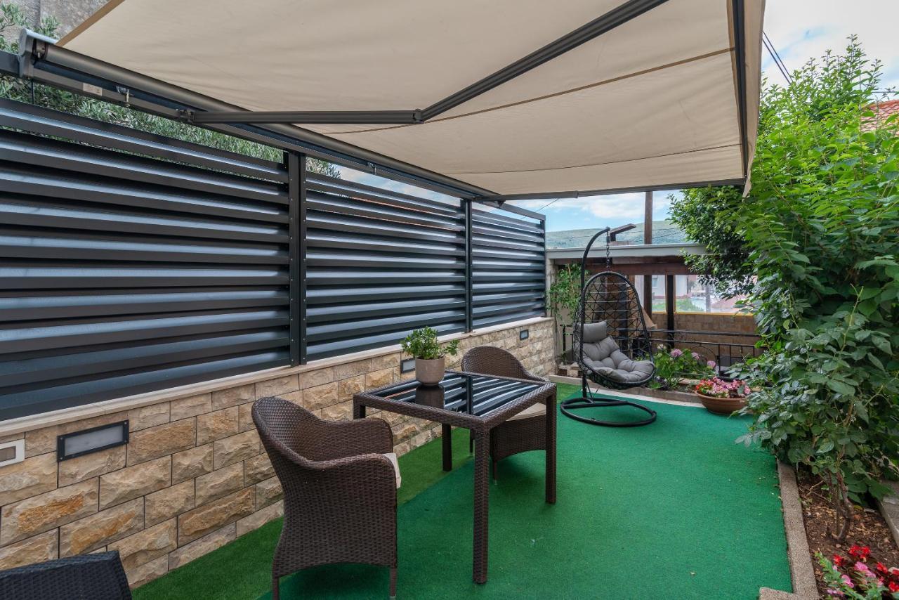 Apartments Orlic โตรกีร์ ภายนอก รูปภาพ